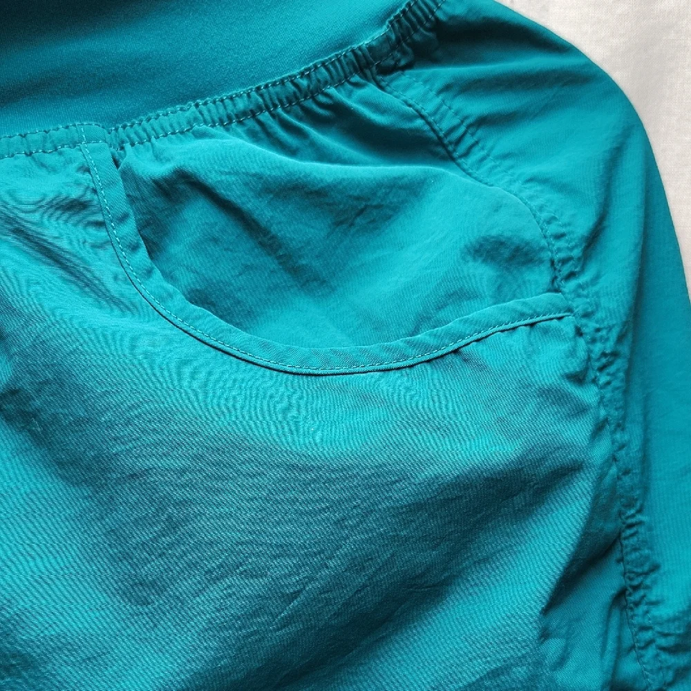 Zumba Fitness Turquoise Activewear - Picture 10 of 12